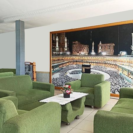 Oyo 2611 Hotel Krui Syariah 外观 照片