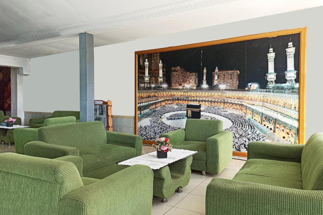 Oyo 2611 Hotel Krui Syariah 外观 照片